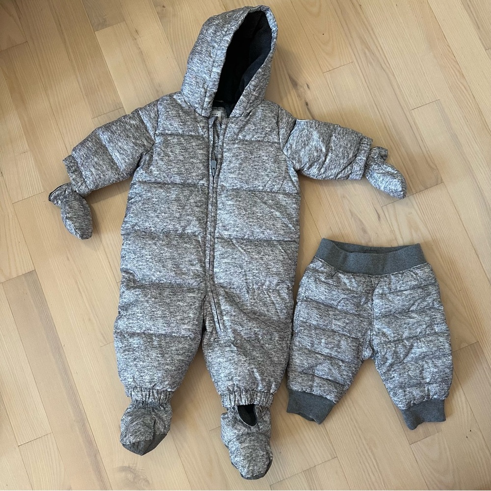 Baby Gap Bunting Puffer Onesie snowsuit + puffer pants bundle - NWOT
